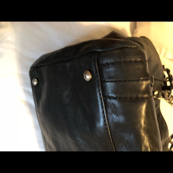 Chanel Midern Chain Tote - Picture 6 of 7